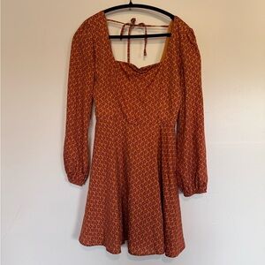 Chic Long Sleeve Patterned Dress in Orange
